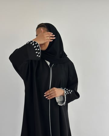 عباية سوداء - G 140
