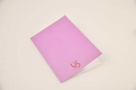 بطاقة تهنئة يوم الميلاد بعبارة مقتبسة من مسلسل فرندز