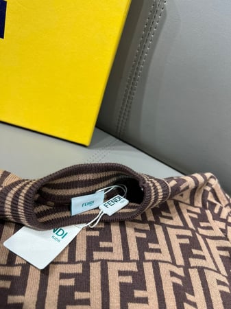 تيور بناتي أنيق ومميز من قطعتين