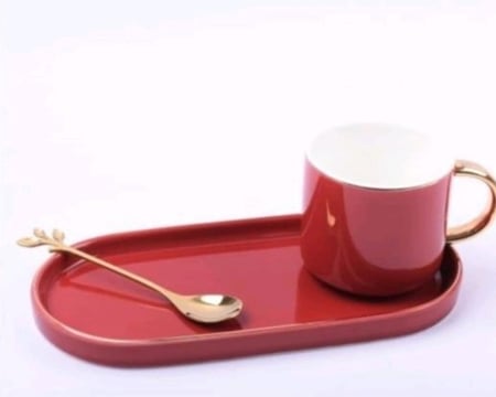 كوب احمر انيق