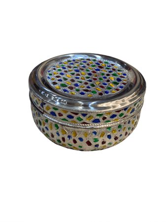 مطبقيات مطرزة تراثية – 5 قطع بفخامة النقوش الشعبية