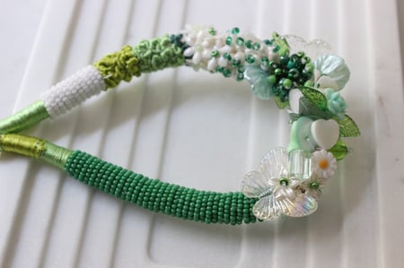 تعليقة جوال بألوان اليوم الوطني