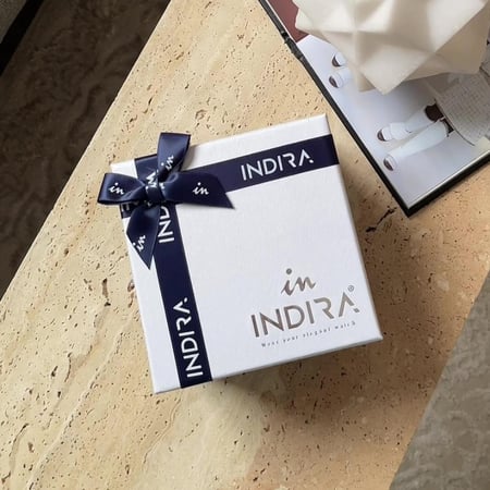 ساعة رجالية انديرا استيل بلون ذهبي و فضي