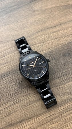 ساعة رجالية انديرا استيل بلون اسود