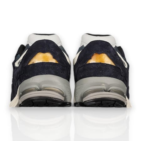 New Balance 2002