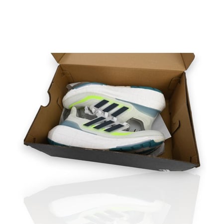 الترابوست Adidas Ultraboost 23