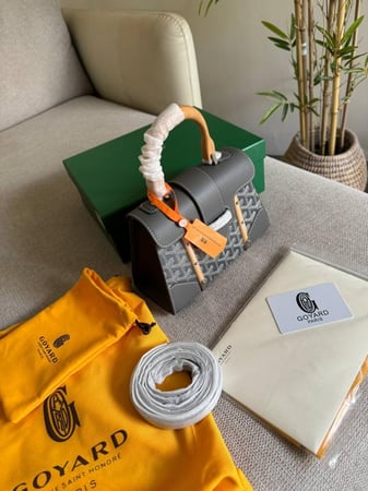 شنطة جويارد saigon tote مقاس 26cm