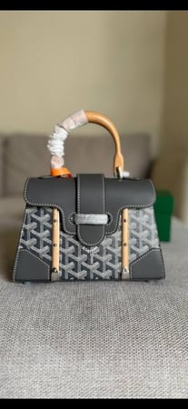 شنطة جويارد saigon tote مقاس 26cm