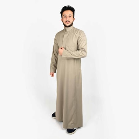 ثوب تفصيل شتوي مقلم فاخر من عالم رحال