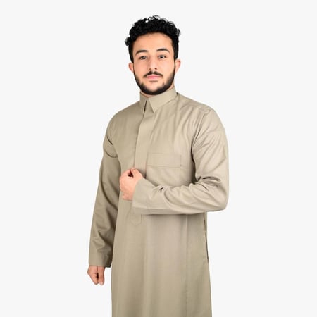 ثوب تفصيل شتوي مقلم فاخر من عالم رحال