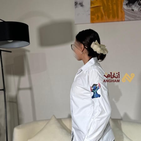 قميص تطريز الكتف حسب الطلب