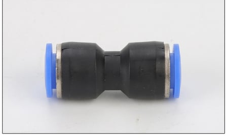 توصيلة تمديد ماء للعوامات 8 ملم