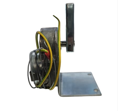 قلاب البيض لفقاسات FIEM الايطالي