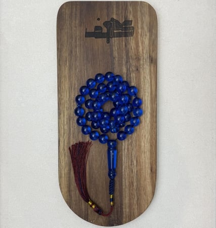 مسباح أزرق شفاف