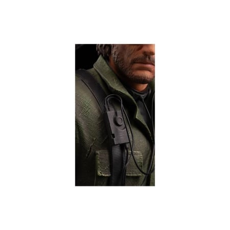 ميتال جير سوليد دلتا : سنيك ايتر - حزمة المجمعين (Collector's Pack)