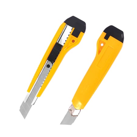 مشرط كبير FOSKA مع غيار - مقاس 18 ملم