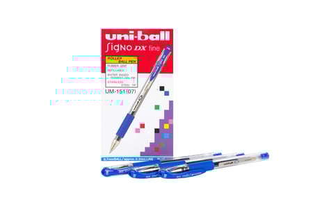 أقلام حبر سائل Uni-Ball SIGNO - أزرق 0.7 ملم - عدد 12