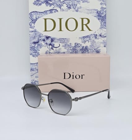Dior-أنيق 5 الوان