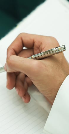 قلم كارتير بالاسم
