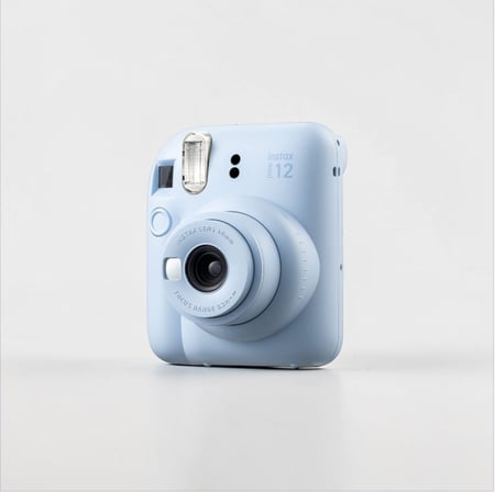 كاميرا Fujifilm Instax Mini 12 باللون الازرق