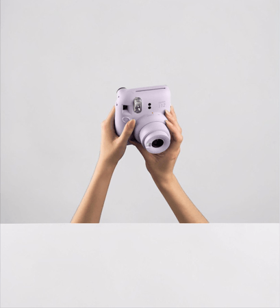 كاميرا Fujifilm Instax Mini 12 باللون البنفسجي