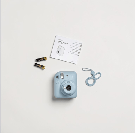 كاميرا Fujifilm Instax Mini 12 باللون الازرق