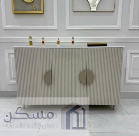 خزانه جانبيه طراز Hartley بسطح بديل الرخام