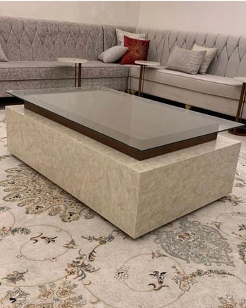 طقم طاولات بسطح زجاج وقاعده بديل الحجر يتكون من 5 قطع