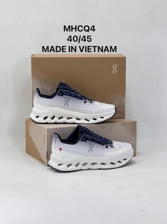 حذاء رجالي من ماركة اورانج