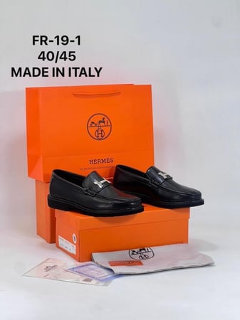 حذاء رجالي لوفر من ماركة هيرميز ( Hermiś )موديل" Grégoire loafer"-اسود مطفي