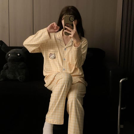 بيجاما هيلو كاتي المريحة والناعمة-A36