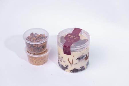 ترافل الشوكلاتة بالقهوة مع طبقات الكيك