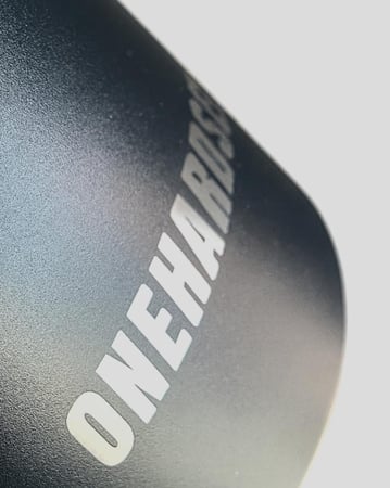 قارورة موية بحامل مغناطيسي