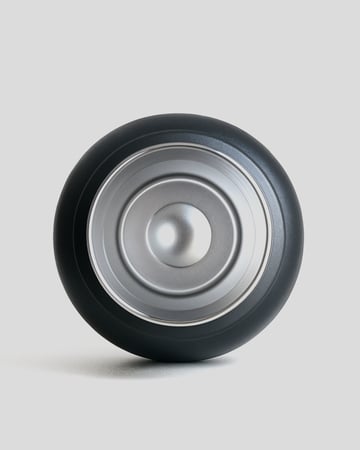 قارورة موية بحامل مغناطيسي