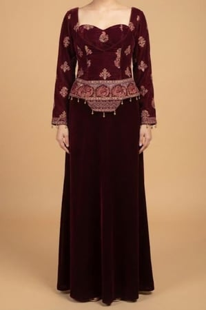 تيور مخمل عنابي