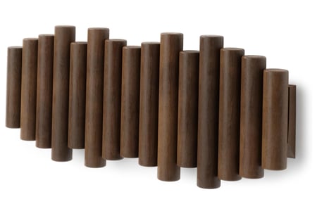 علاقة ملابس خشب من متجر فى المنزل - At Your Home