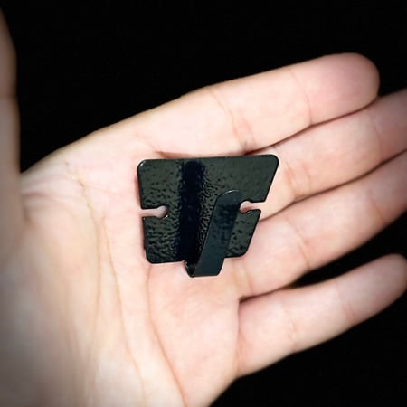 قاعدة تثبيت ريشة