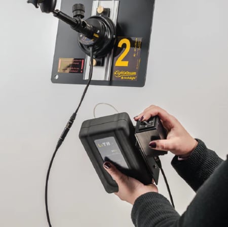 DedoLight DLR-MLOCK - Motorized Sliding Lock mount for reflectors