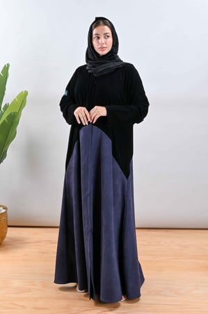 عباية مخمل شتوي بتدخيلة قماش شمواه كحلي