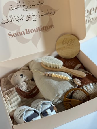 مجموعة هدايا مولود 9 قطع