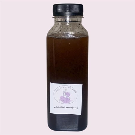 زيت بخلاصة نواة التمر للتكثيف يعمل على ايقاف التساقط وزيادة سماكة وكثافة الشعر يحتوي على الزيوت والاعشاب الطبيعة يستخدم مرة الى مرتين بالاسبوع يوضع على الشعر لمدة ٤ ساعات