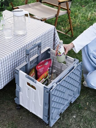 عربة قابلة للطي