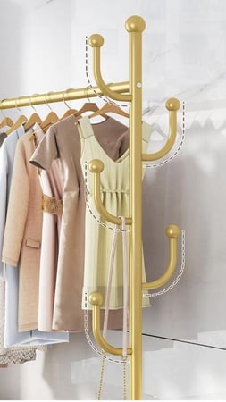 علاقة معاطف