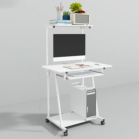 مكتب مع رفوف