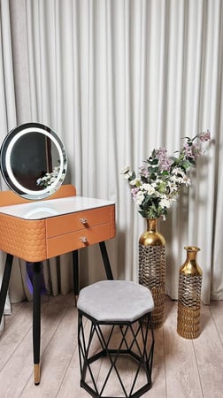 مرايا تسريحه