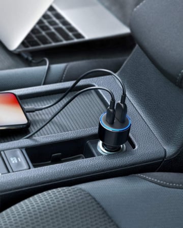 شاحن للسيارة من أنكر منفذين  USB /PD شحن فائق السرعة 30 واط