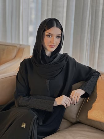 عبايه الشموخ