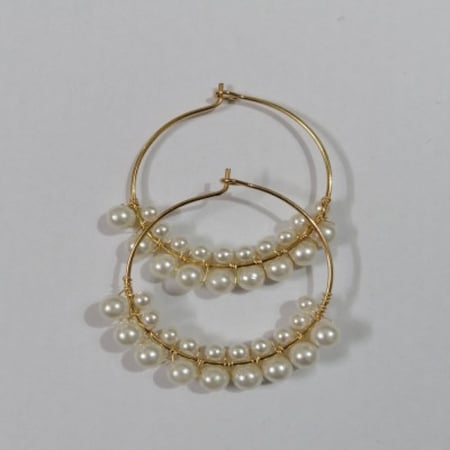 أقراط اللؤلؤ