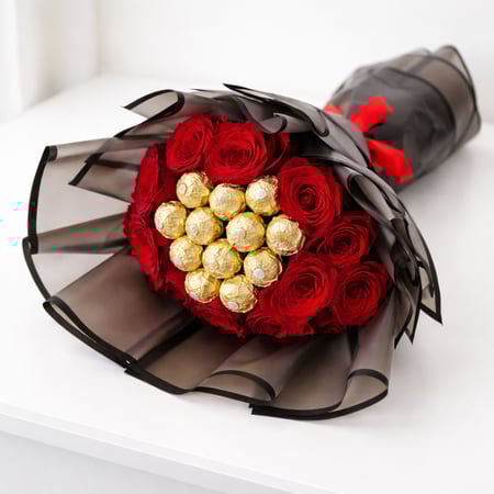 باقة ورد فاخرة مع شوكولاتة فيريرو روشيه
