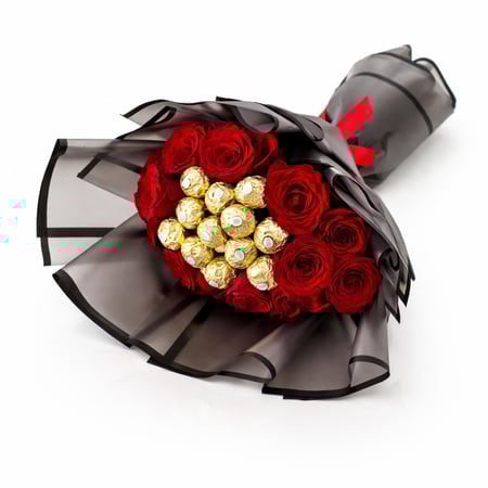 باقة ورد فاخرة مع شوكولاتة فيريرو روشيه